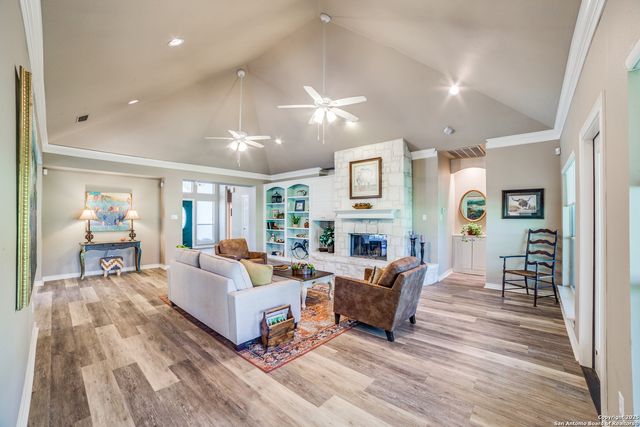 29435 Fairway Bluff, Boerne, TX 78015