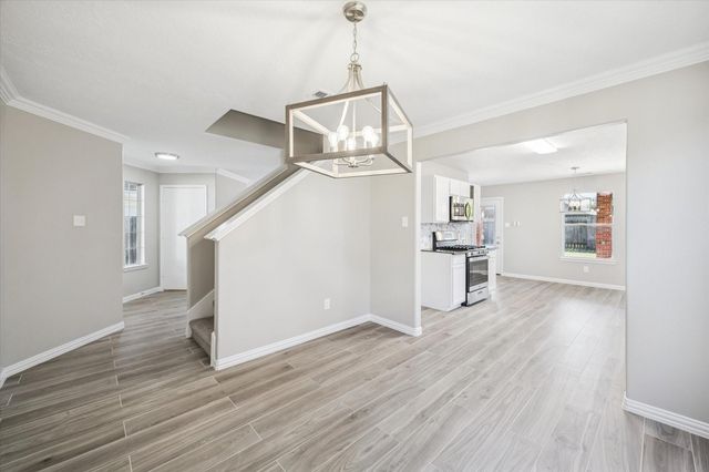 1406 Rising Springs Lane, Houston, TX 77073