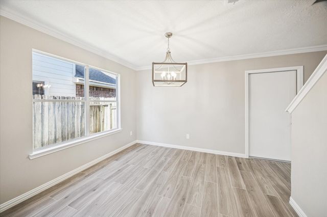 1406 Rising Springs Lane, Houston, TX 77073