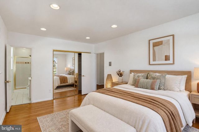 2313 HARCROFT RD, Lutherville Timonium, MD 21093