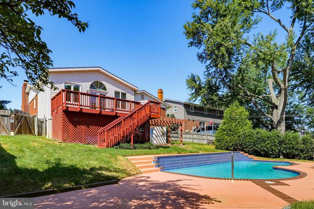 2313 HARCROFT RD, Lutherville Timonium, MD 21093