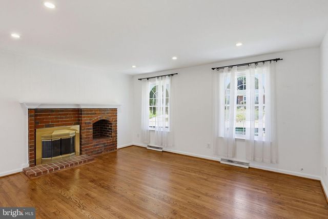 2313 HARCROFT RD, Lutherville Timonium, MD 21093