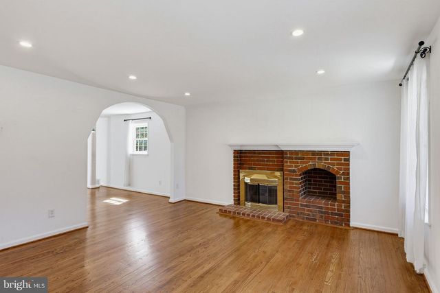 2313 HARCROFT RD, Lutherville Timonium, MD 21093