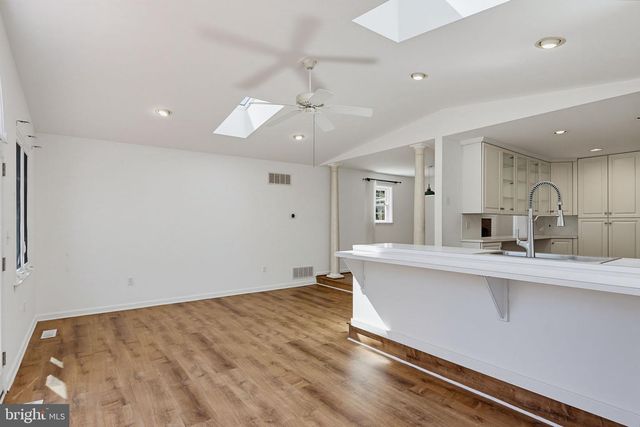2313 HARCROFT RD, Lutherville Timonium, MD 21093