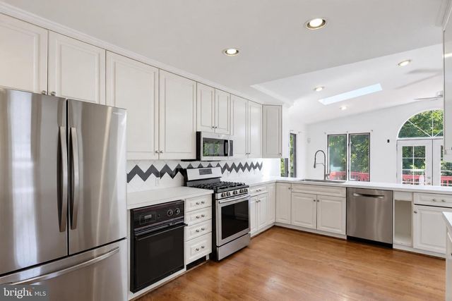2313 HARCROFT RD, Lutherville Timonium, MD 21093