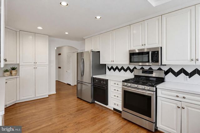 2313 HARCROFT RD, Lutherville Timonium, MD 21093
