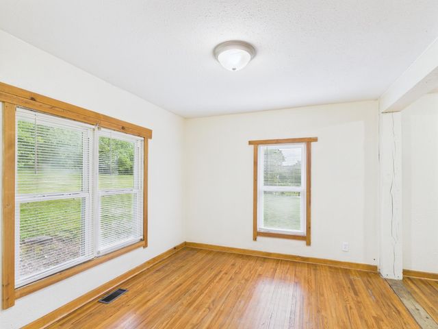 720 Second St., Cabool, MO 65689