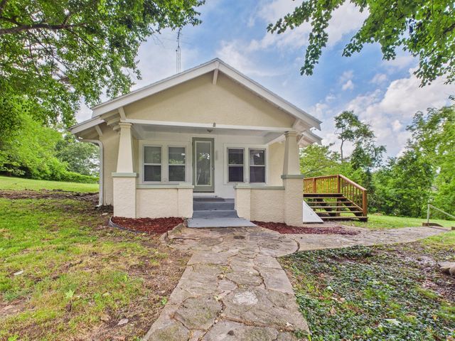 720 Second St., Cabool, MO 65689