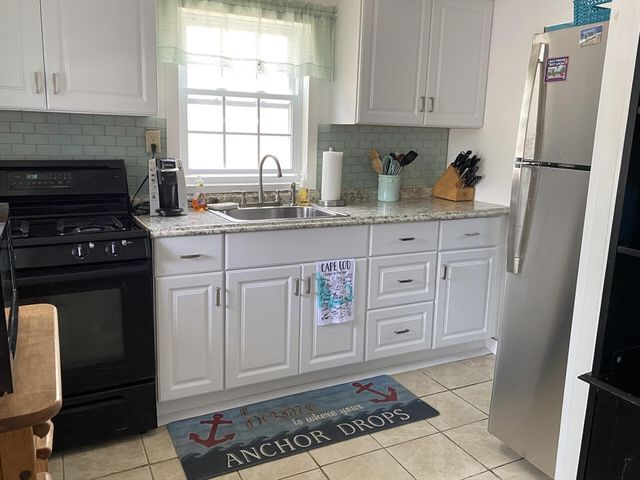 226 Old Wharf Road, Dennis, MA 02639