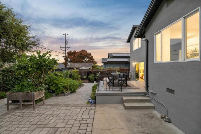 1700 Parkview Drive, San Bruno, CA 94066