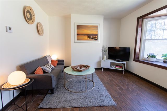 55 Overbrook Rd, Penn Hills, PA 15235