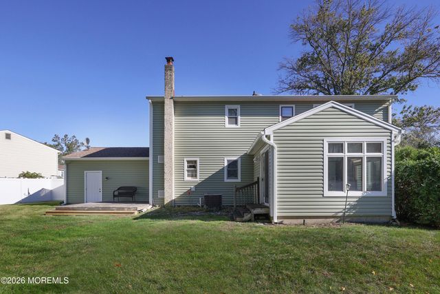 104 Hailey Court, Manchester, NJ 08759