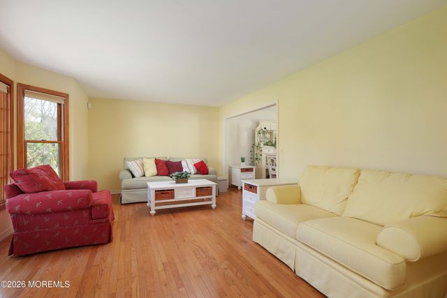 104 Hailey Court, Manchester, NJ 08759