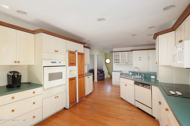 104 Hailey Court, Manchester, NJ 08759