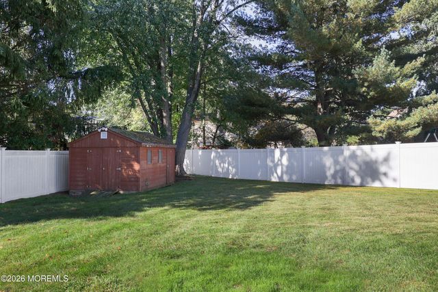 104 Hailey Court, Manchester, NJ 08759