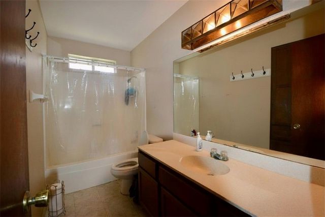 965 Raven St, Corpus Christi, TX 78418
