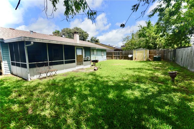 965 Raven St, Corpus Christi, TX 78418