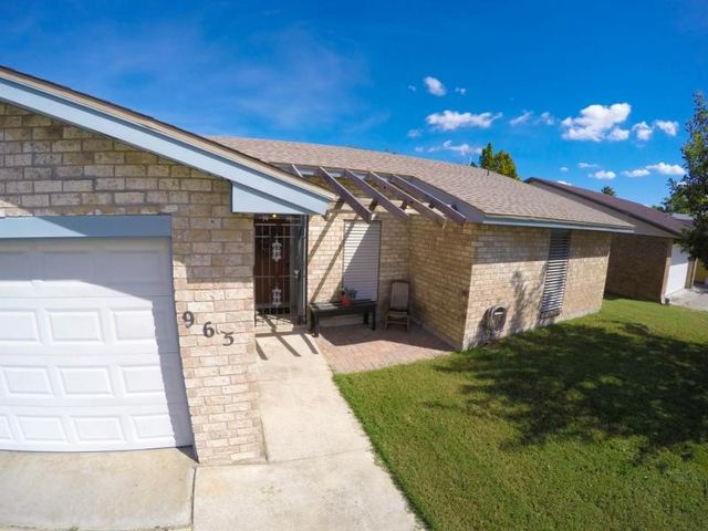 965 Raven St, Corpus Christi, TX 78418