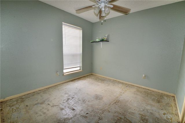 965 Raven St, Corpus Christi, TX 78418