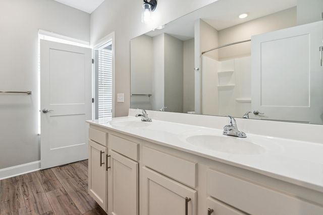 642 Sullivant Avenue, 642 642, Columbus, OH 43215