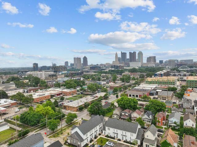 642 Sullivant Avenue, 642 642, Columbus, OH 43215