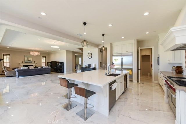 222 Clear Falls, Irvine, CA 92602