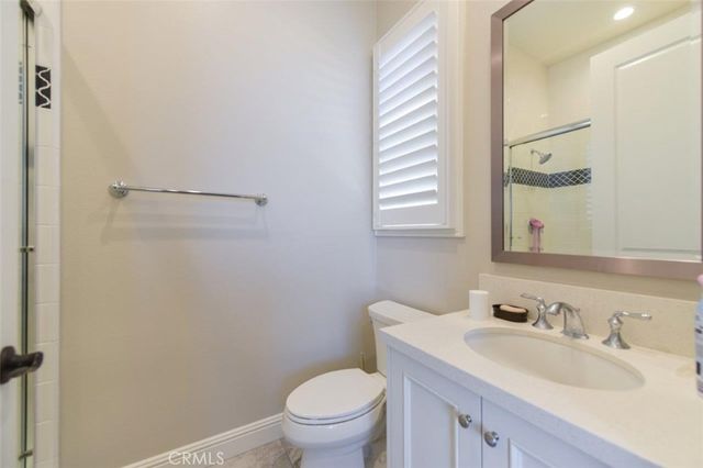 222 Clear Falls, Irvine, CA 92602