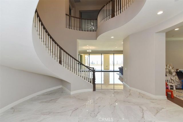 222 Clear Falls, Irvine, CA 92602