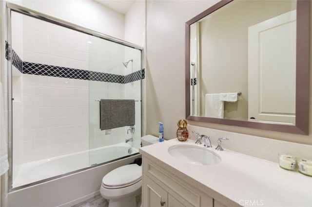 222 Clear Falls, Irvine, CA 92602