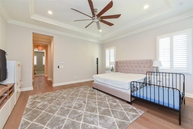222 Clear Falls, Irvine, CA 92602