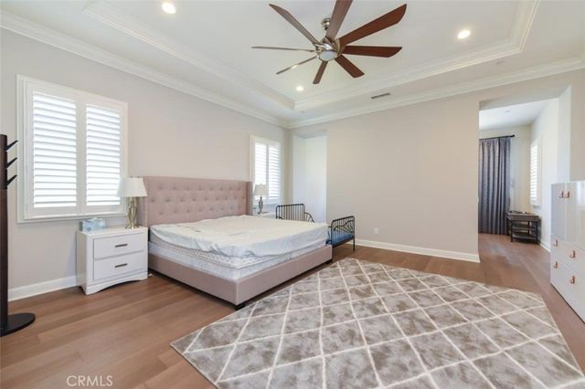 222 Clear Falls, Irvine, CA 92602