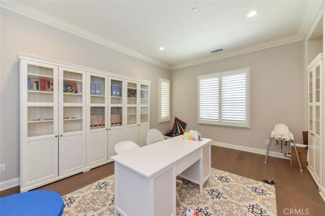 222 Clear Falls, Irvine, CA 92602