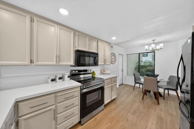 38717 Huntington Circle, Fremont, CA 94536