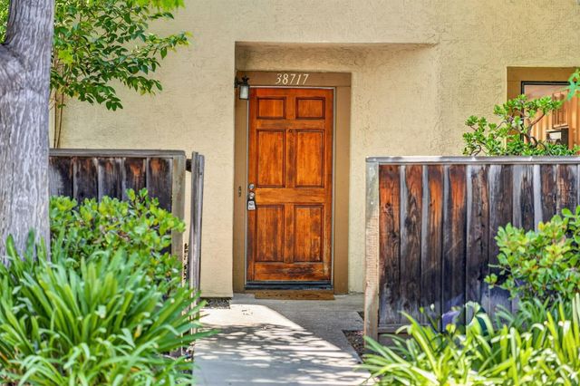 38717 Huntington Circle, Fremont, CA 94536