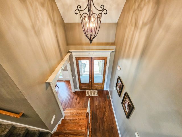 105 N Point Cir, N, Shelbyville, TN 37160