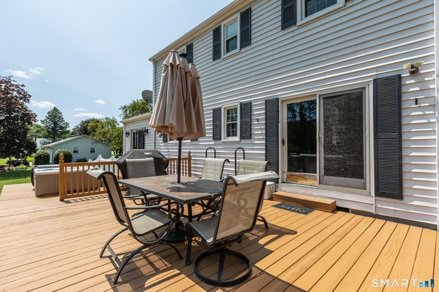 19 Hillside Drive, Ellington, CT 06029