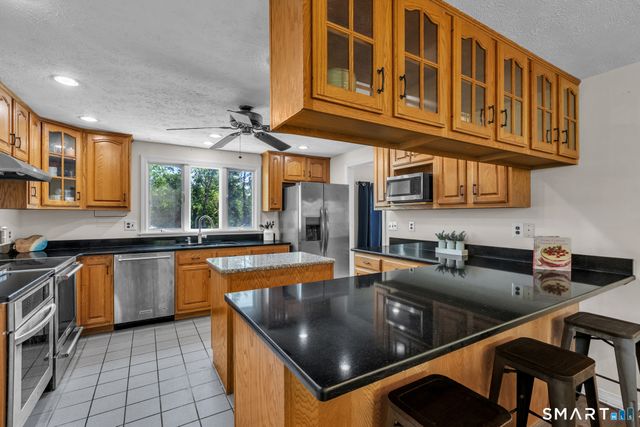 19 Hillside Drive, Ellington, CT 06029