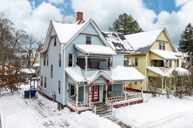 393 Saint James Avenue, Springfield, MA 01109