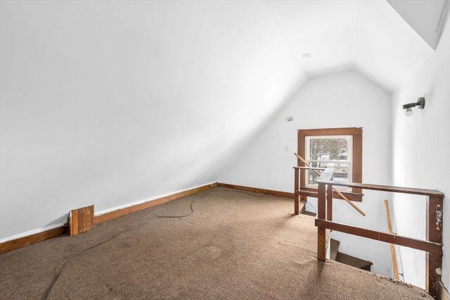 393 Saint James Avenue, Springfield, MA 01109