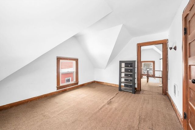 393 Saint James Avenue, Springfield, MA 01109