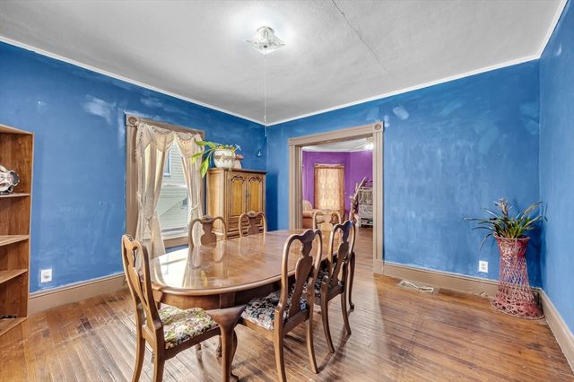 393 Saint James Avenue, Springfield, MA 01109