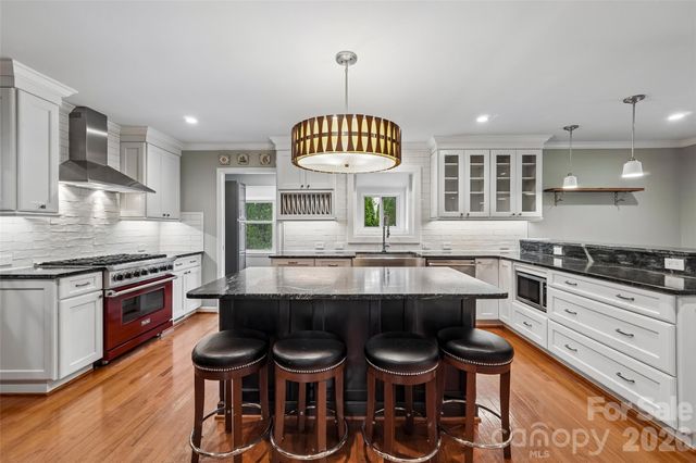 320 Canvasback Road, Mooresville, NC 28117