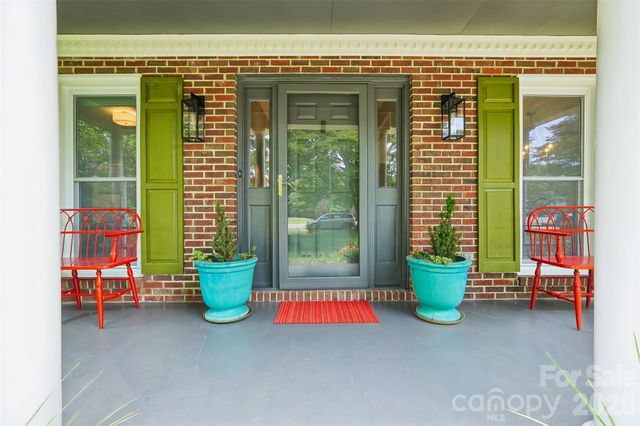 320 Canvasback Road, Mooresville, NC 28117