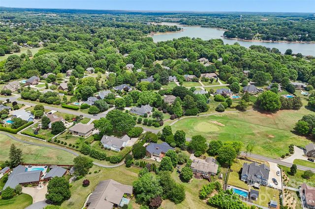 320 Canvasback Road, Mooresville, NC 28117