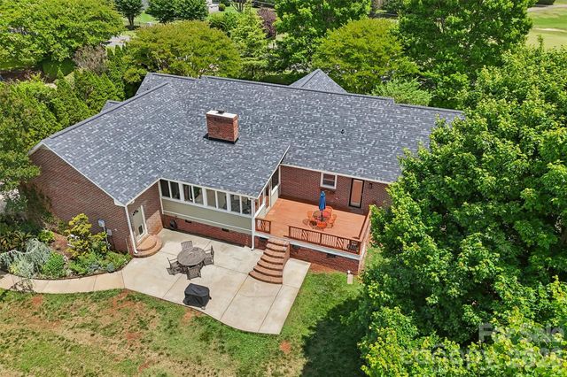 320 Canvasback Road, Mooresville, NC 28117