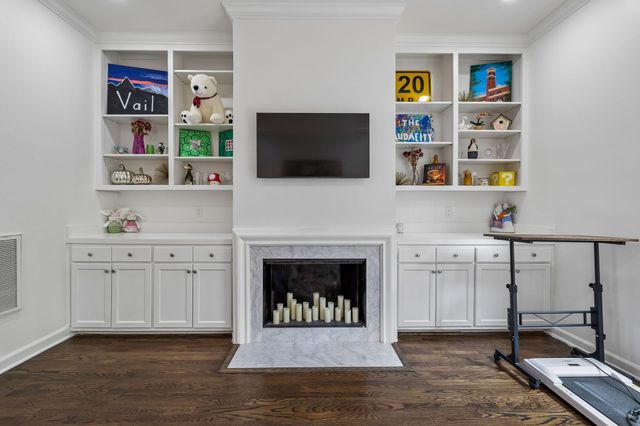 122 Matthew Ln, Nashville, TN 37215