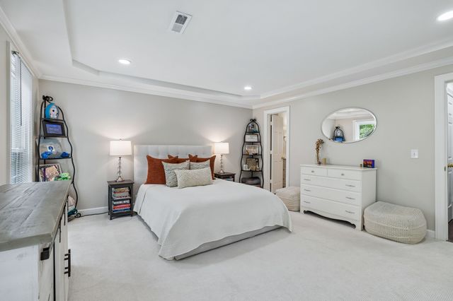 122 Matthew Ln, Nashville, TN 37215