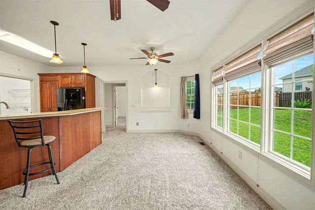 2515 Stonepost Lane, Salina, KS 67401