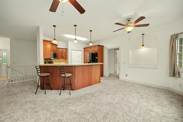 2515 Stonepost Lane, Salina, KS 67401