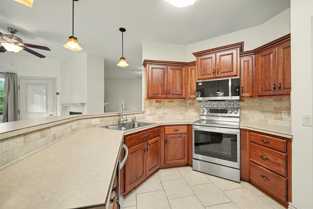 2515 Stonepost Lane, Salina, KS 67401